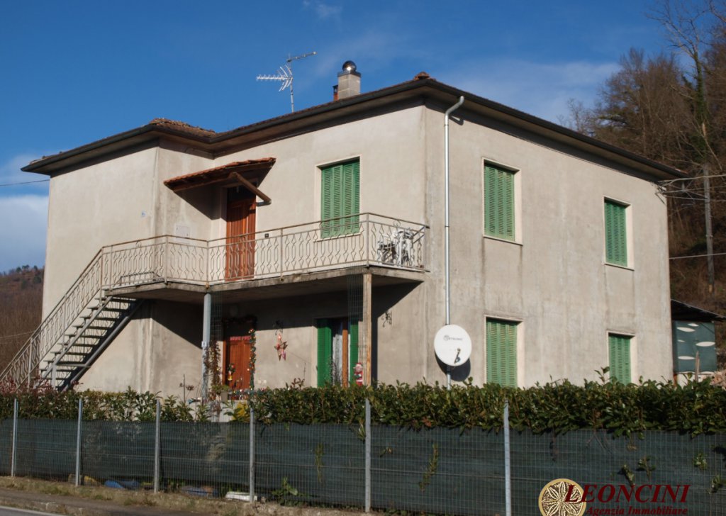 Vendita Semi-indipendenti Filattiera - A491 Appartamento in bifamiliare Località Filattiera