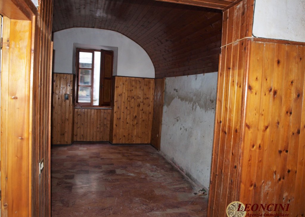 Sale Apartments Pontremoli - A468 Flat in historic center Locality 