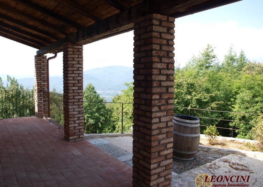 Vendita Rustici e Casali Villafranca in Lunigiana - P108 Casale vista panoramica Località Malgrate