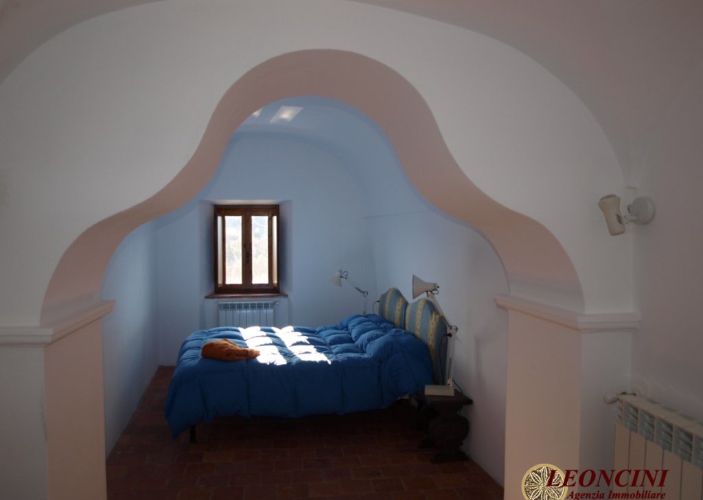 Sale Cottages and Stonehouses Pontremoli - P110 Stone house with panoramic view Locality 