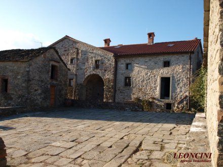 P110 Stone house with panoramic view