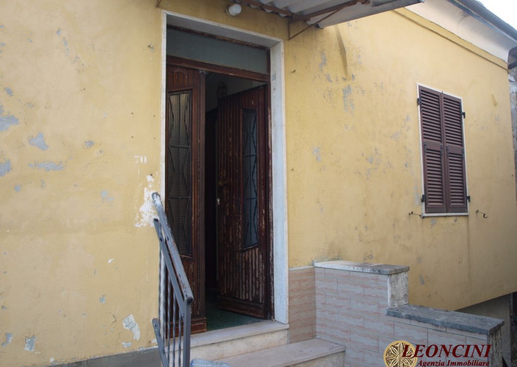 Vendita Appartamenti Bagnone - A326 Appartamento in centro storico Località Orturano