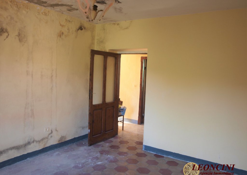 Sale Semi-Detached Filattiera - A447 apartment with independent entrance Locality 