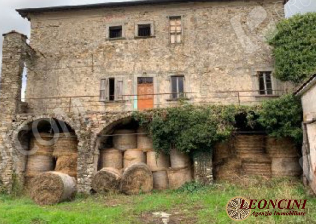 Cottages and Stonehouses for auction  via rottigliana 22, Filattiera, locality Case Sparse