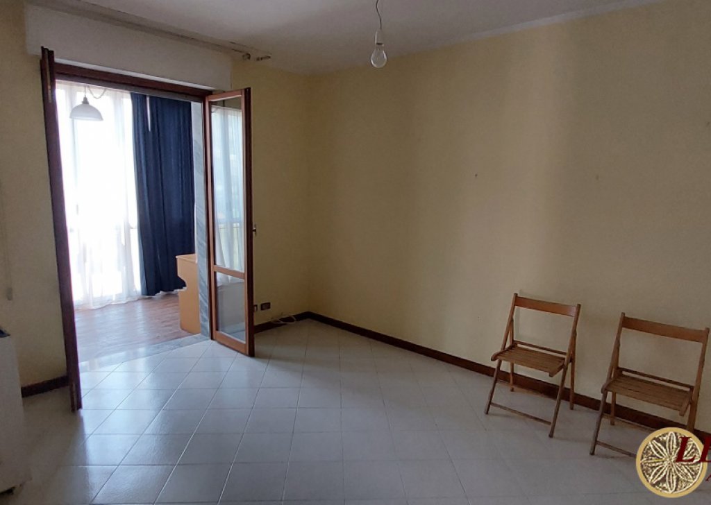 Sale Apartments Villafranca in Lunigiana - A 302 three-room apartment Locality 