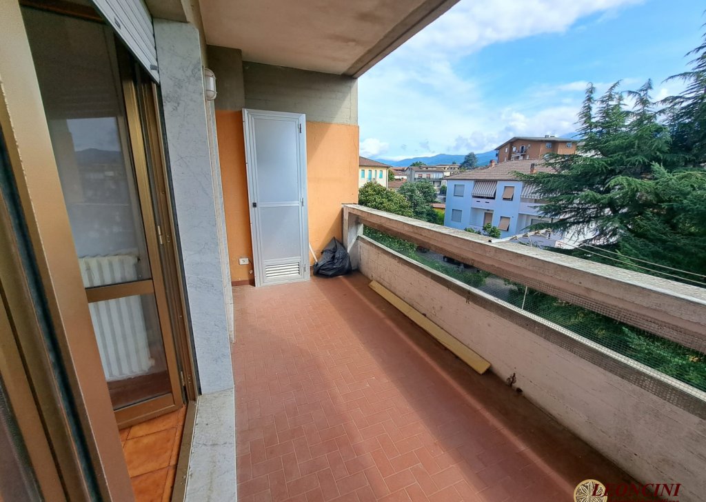 Vendita Appartamenti Villafranca in Lunigiana - A312 Appartamento con terrazzo Località Villafranca in Lunigiana