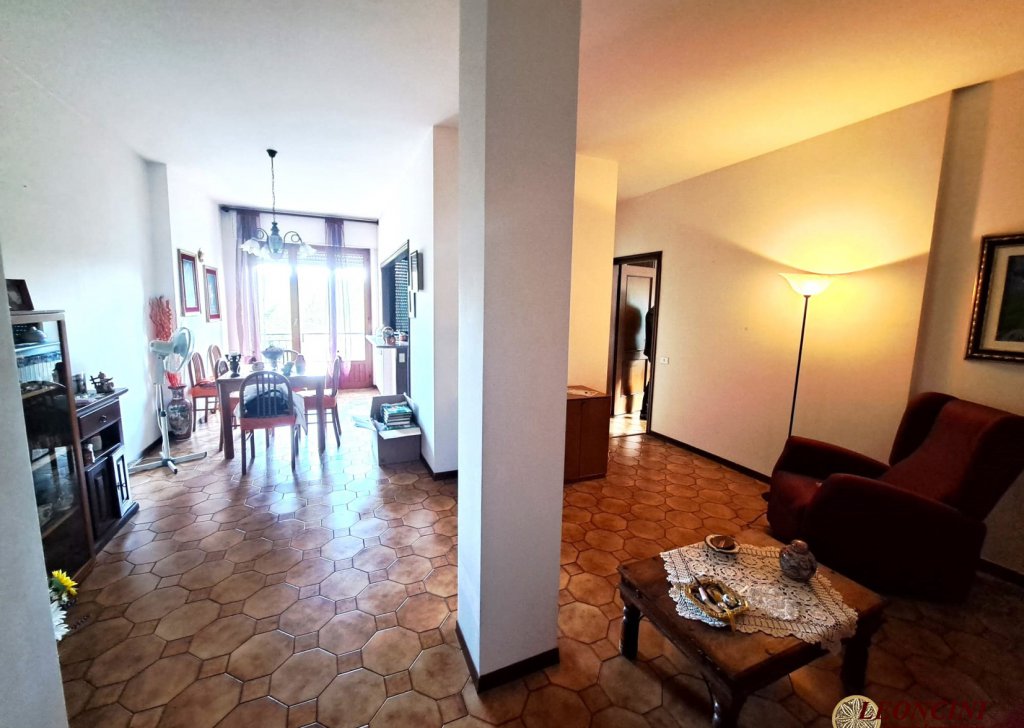 Apartments for sale  via Primo Maggio 22, Aulla