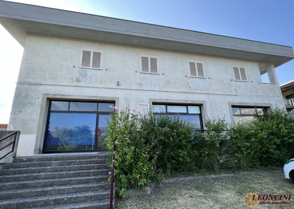 Sale Industrial Building Pontremoli - C002 commercial craft shed with apartment Locality 