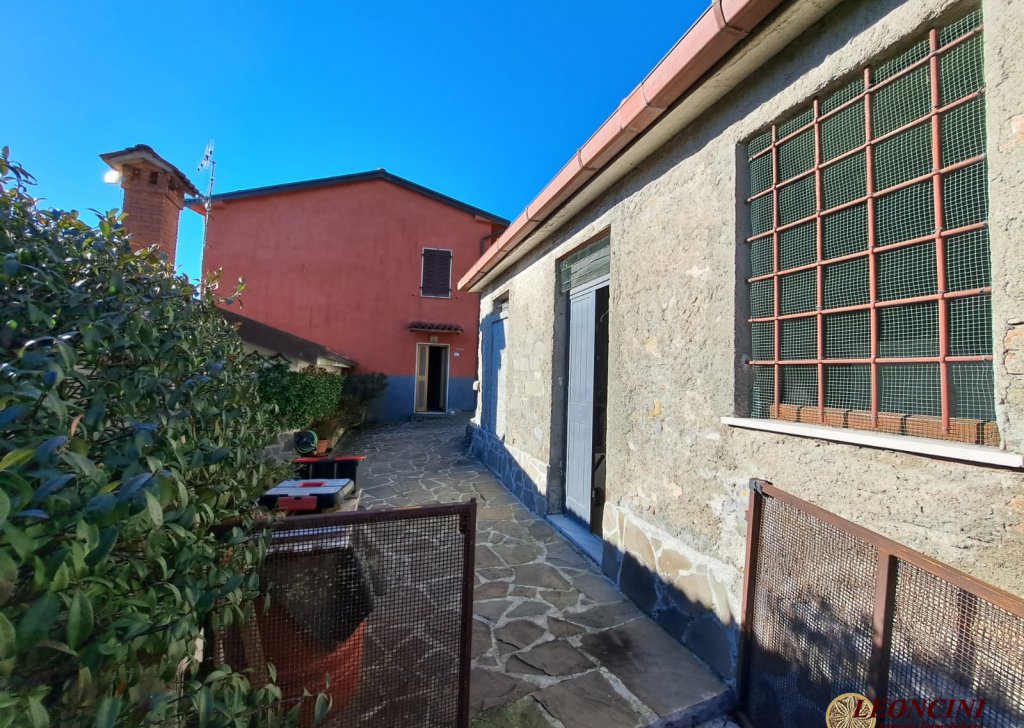 Vendita Rustico in Centro Storico Bagnone - A322 Abitazione in centro storico Località Corvarola