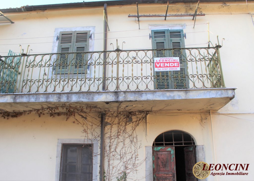 Sale Stonehouses in Historic Center Villafranca in Lunigiana - A414 apartment in the historic center Locality 