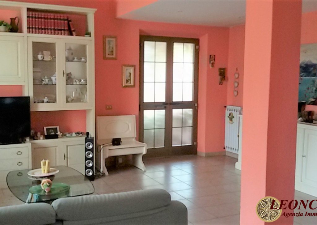 Sale Semi-Detached Filattiera - A317 apartment in a two-family house Locality 