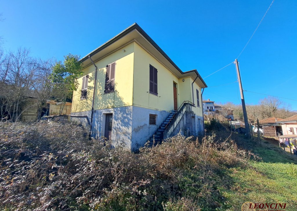 Detached Houses for sale  via casino 4, Mulazzo, locality Groppoli