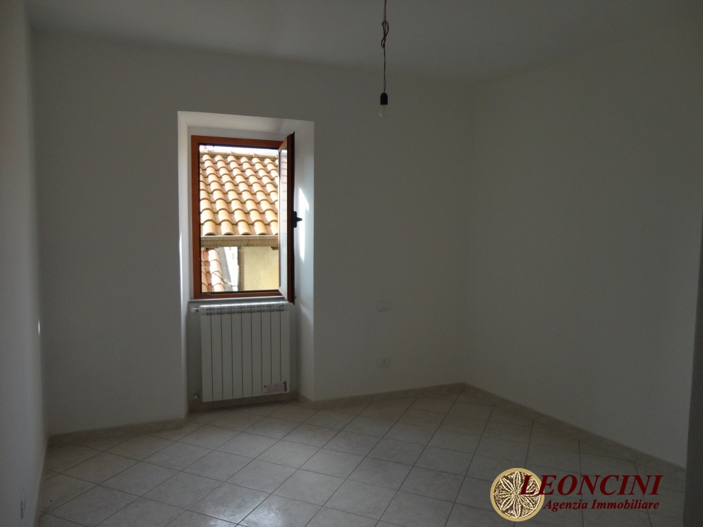 Appartamento PONTREMOLI vendita  Pontremoli  Agenzia Immobiliare Leoncini