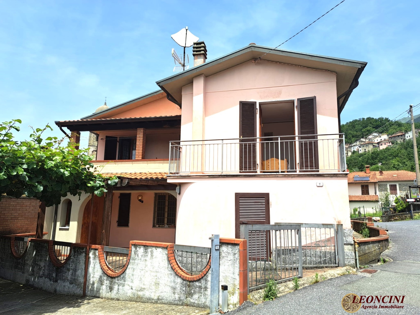 Casa semi-indipendente in Via Corlaga a Bagnone